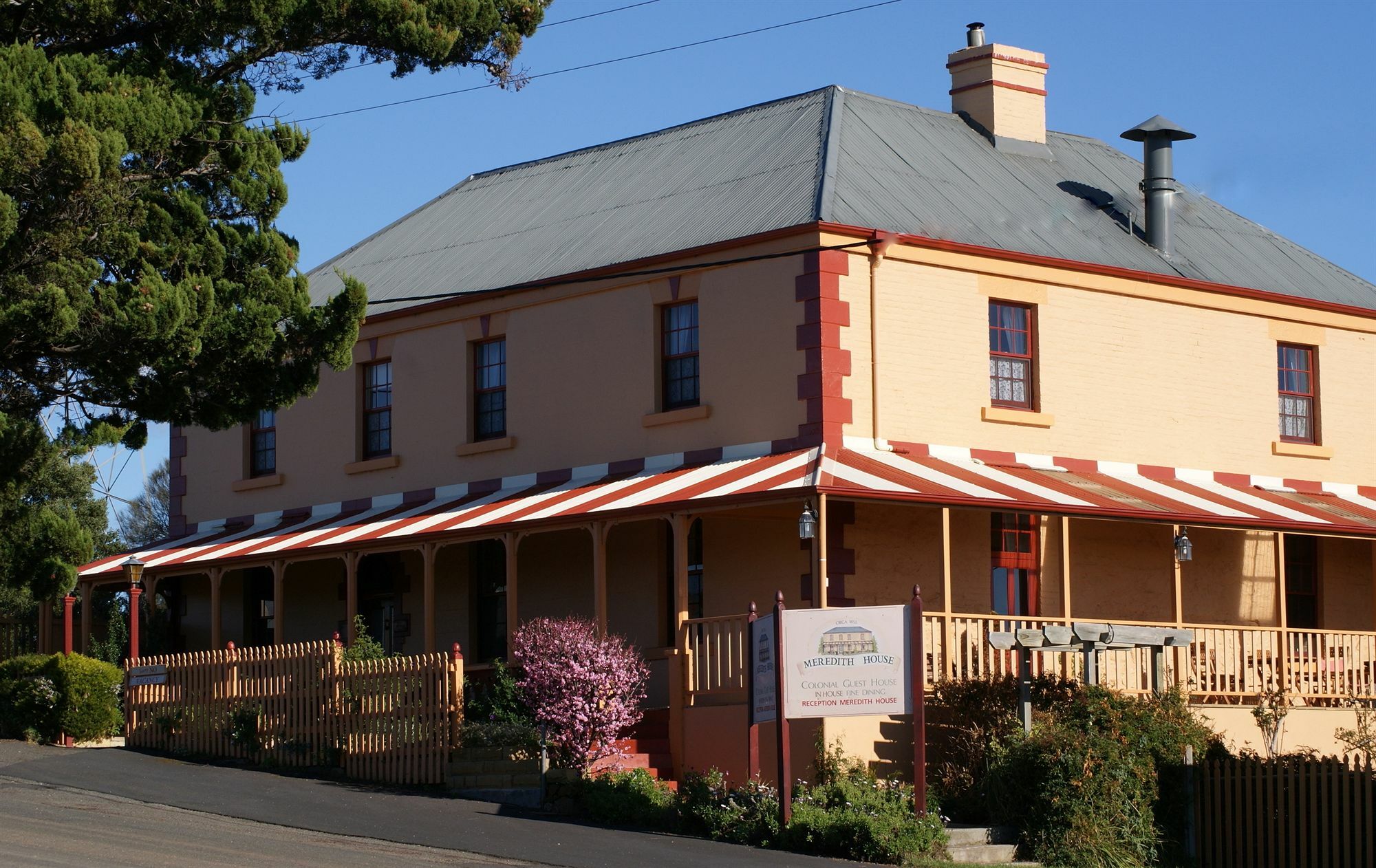 Meredith House Swansea Luaran gambar